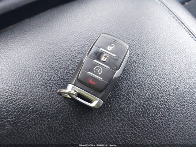 2022 RAM 1500 1C6SRFFT9NN156462 Photo 10