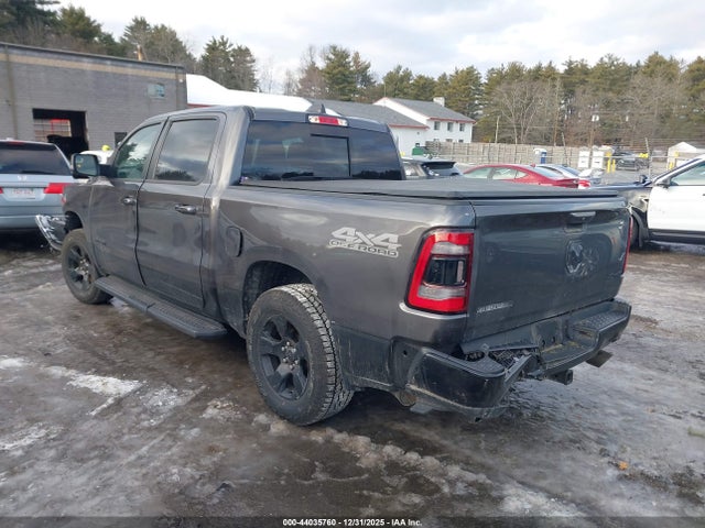 2022 RAM 1500 1C6SRFFT9NN156462 Photo 2