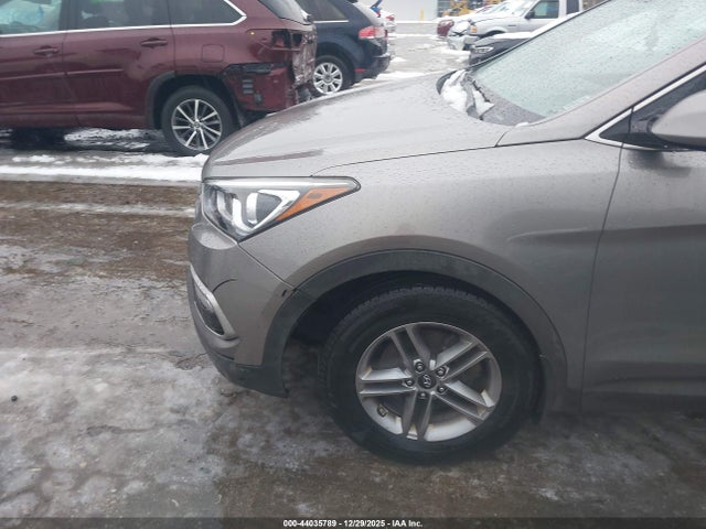 5NMZUDLB6HH005554 Hyundai Santa Fe Sport 2.4l