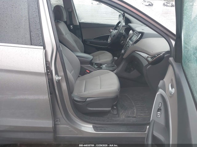 5NMZUDLB6HH005554 Hyundai Santa Fe Sport 2.4l