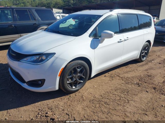 2019 CHRYSLER PACIFICA 2C4RC1EG4KR617677 Photo 1