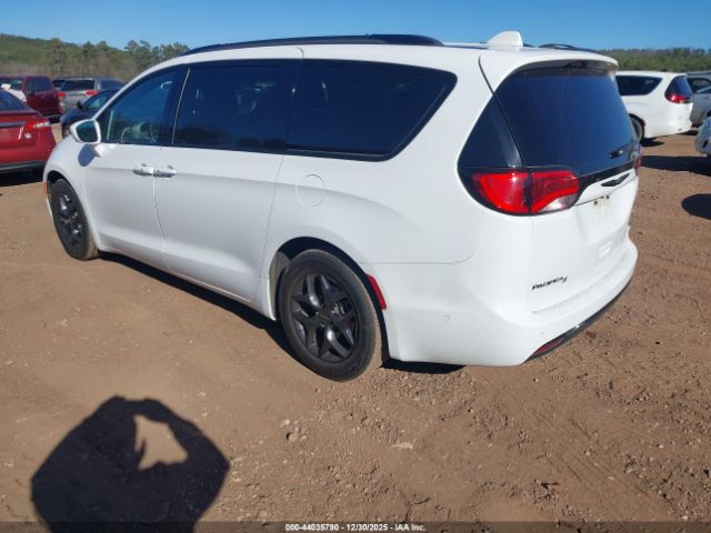 2019 CHRYSLER PACIFICA 2C4RC1EG4KR617677 Photo 2