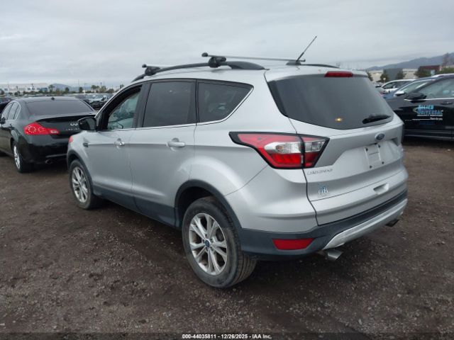 2018 FORD ESCAPE 1FMCU0G99JUB62754 Photo 2