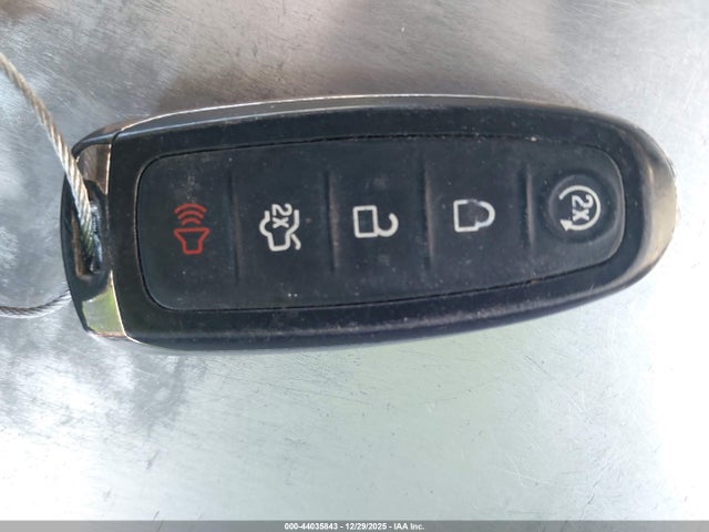 Ford C-max Energi Sel 2015 1FADP5CU0FL115929 Image 11