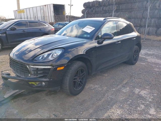 2018 PORSCHE MACAN WP1AA2A53JLB11602 Photo 1