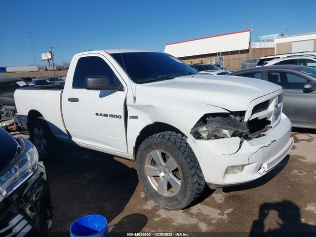 44035900 :رقم المزاد ، 3D7JB1ETXBG631754 vin ، 2011 Ram Ram 1500 St مزاد بيع