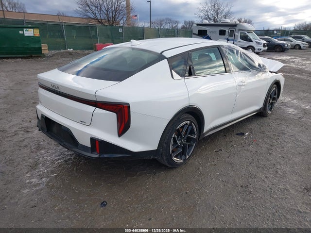 3KPFW4DE5SE050909 KIA K4 Gt-line