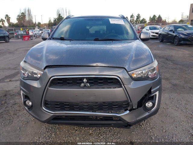4A4AP4AU8FE033082 Mitsubishi Outlander Sport Se
