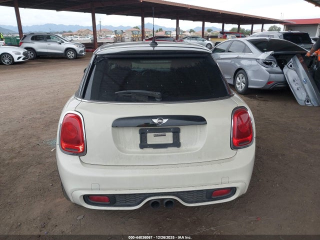 WMWXU3C54F2B65946 Mini Hardtop Cooper S