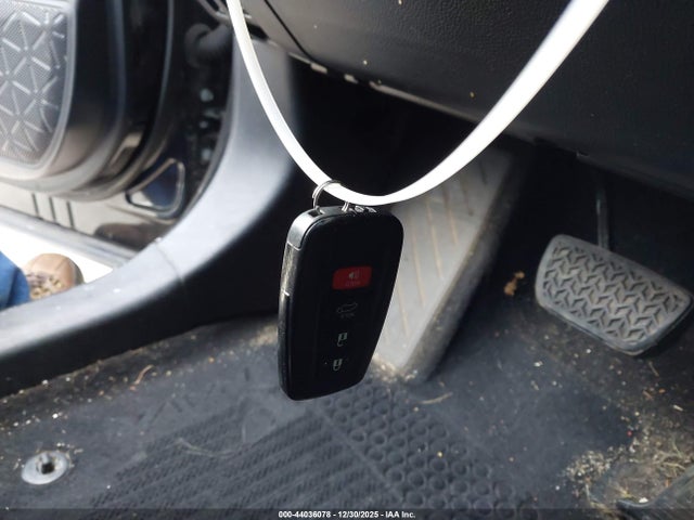 2021 TOYOTA RAV4 HYBRID 4T3RWRFV8MU046092 Photo 10