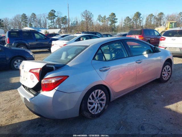 2018 TOYOTA COROLLA 2T1BURHE1JC047529 Photo 3