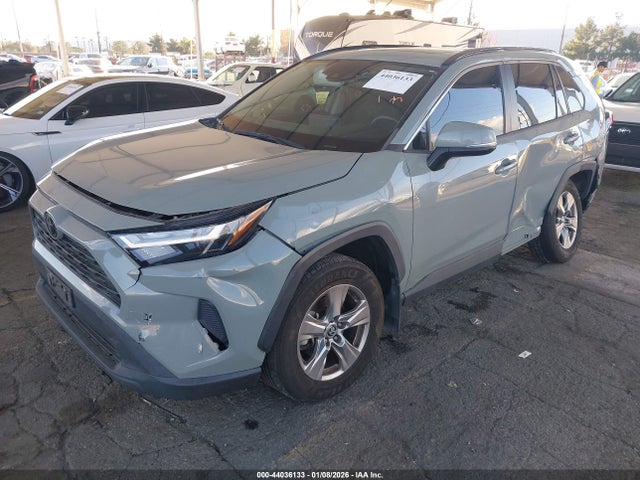 Toyota Rav4 Xle 2022 2T3W1RFV1NW195897 Image 2