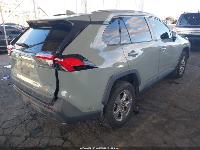 Toyota Rav4 Xle 2022 2T3W1RFV1NW195897 Image 4