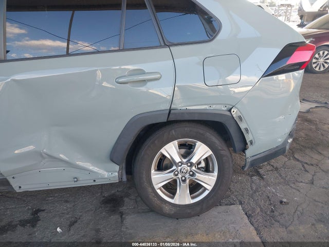 Toyota Rav4 Xle 2022 2T3W1RFV1NW195897 Image 6