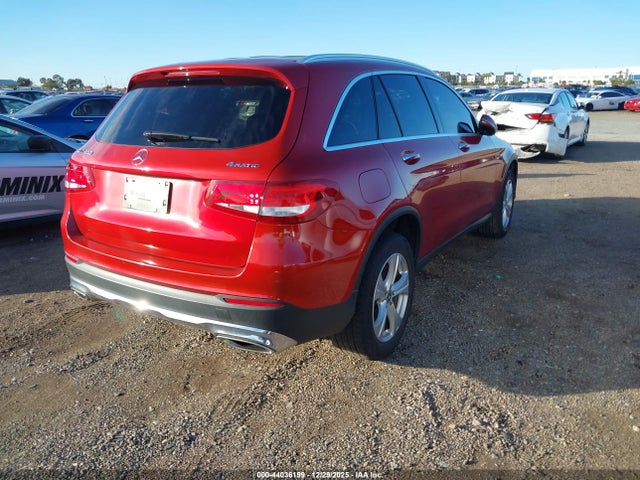 WDC0G4KB0JV089858 Mercedes-Benz Glc 300 4matic