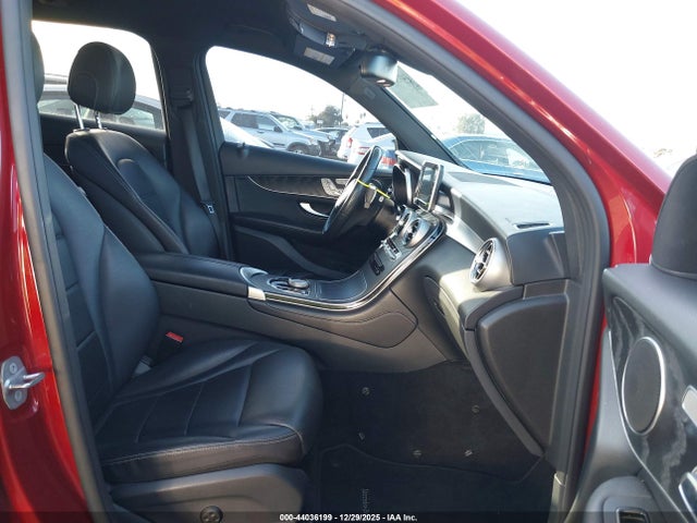 WDC0G4KB0JV089858 Mercedes-Benz Glc 300 4matic