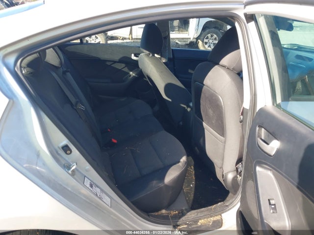 3KPFL4A77JE172524 KIA FORTE LX