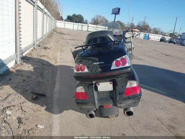 2006 HONDA GL1800 1HFSC47F26A504110 Photo 5