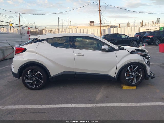 JTNKHMBX9M1110897 Toyota C-hr Limited