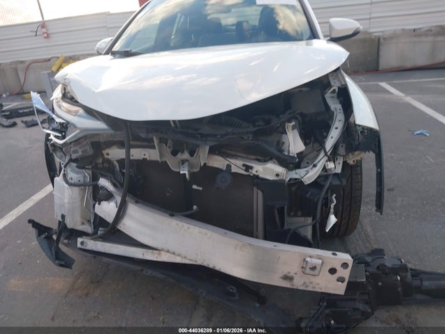 JTNKHMBX9M1110897 Toyota C-hr Limited