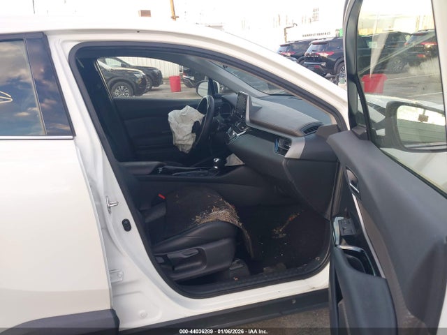 JTNKHMBX9M1110897 Toyota C-hr Limited