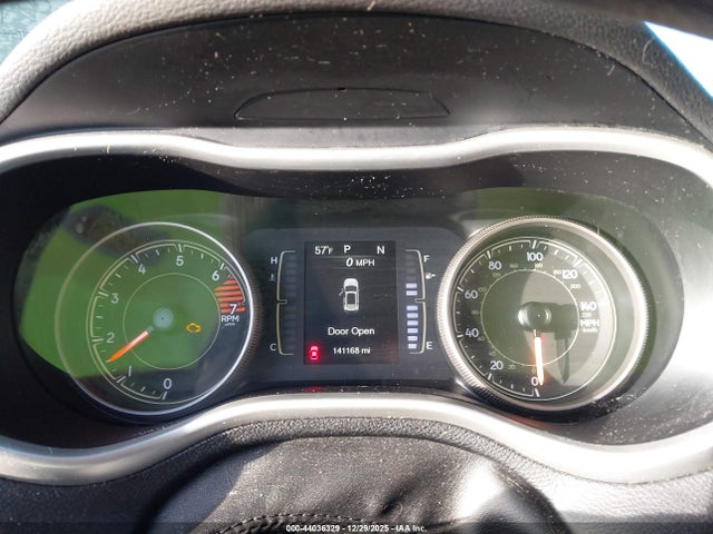 44036329 :رقم المزاد ، 1C4PJLABXHW661511 vin ، 2017 Jeep Cherokee Sport Fwd مزاد بيع
