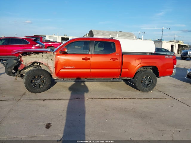 5TFDZ5BN6GX010756 Toyota Tacoma Sr5 V6