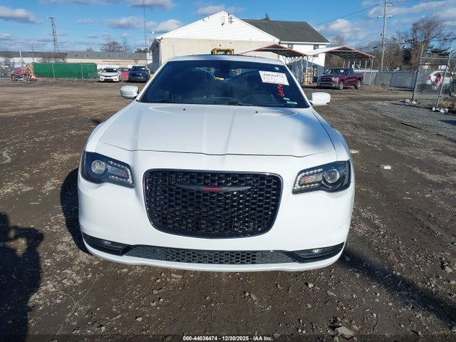 Продажа на аукционе авто 2023 Chrysler 300 300s, vin: 2C3CCABG5PH517292, номер лота: 44036474
