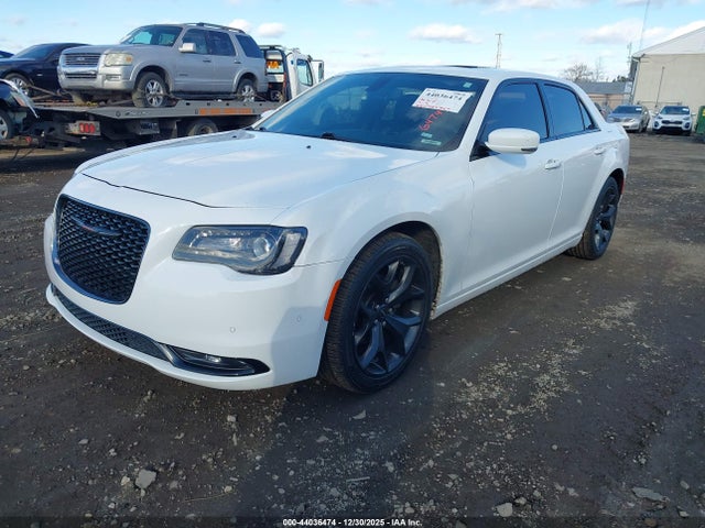 Продажа на аукционе авто 2023 Chrysler 300 300s, vin: 2C3CCABG5PH517292, номер лота: 44036474