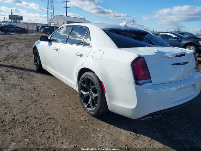 Продажа на аукционе авто 2023 Chrysler 300 300s, vin: 2C3CCABG5PH517292, номер лота: 44036474