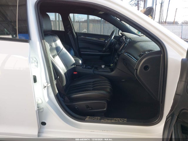 Продажа на аукционе авто 2023 Chrysler 300 300s, vin: 2C3CCABG5PH517292, номер лота: 44036474