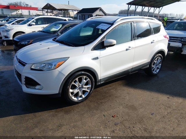44036515 :رقم المزاد ، 1FMCU9J92FUC86160 vin ، 2015 Ford Escape Titanium مزاد بيع