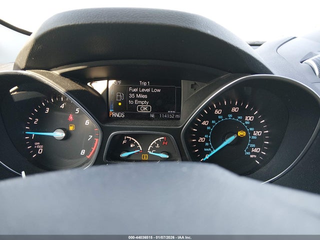 44036515 :رقم المزاد ، 1FMCU9J92FUC86160 vin ، 2015 Ford Escape Titanium مزاد بيع