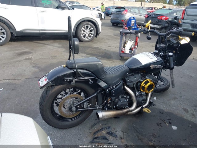 2019 HARLEY-DAVIDSON FXBB 1HD1YJJ65KB038030 Photo 3