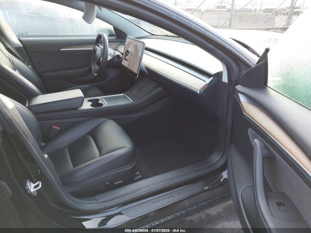 2021 TESLA MODEL 3 5YJ3E1EB2MF045253 Photo 4