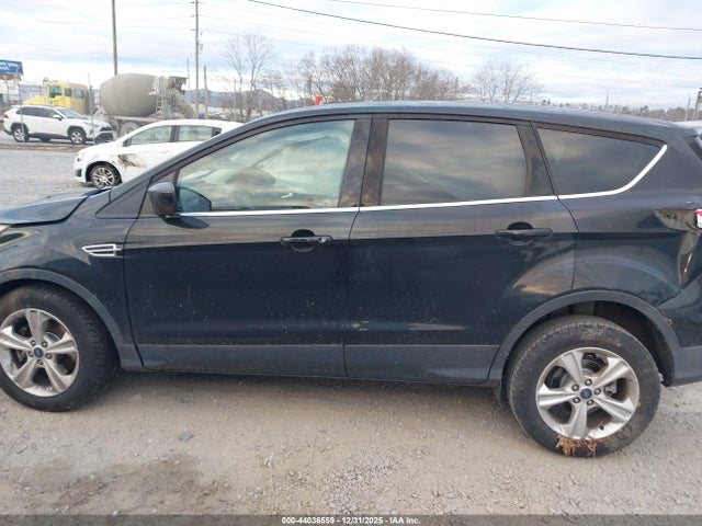 1FMCU9GX8EUD99616 Ford ESCAPE SE
