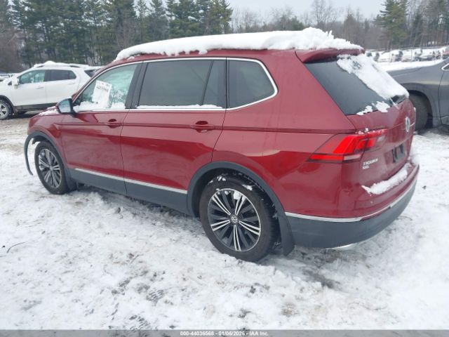 2018 VOLKSWAGEN TIGUAN 3VV2B7AX6JM162996 Photo 2