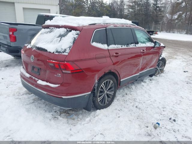 2018 VOLKSWAGEN TIGUAN 3VV2B7AX6JM162996 Photo 3