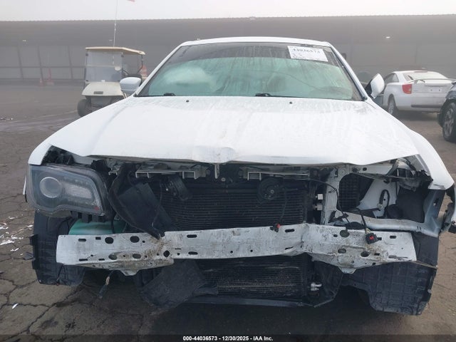 Aukcja sprzedaży 2022 Chrysler 300 S, vin: 2C3CCABG1NH184456, numer aukcji: 44036573