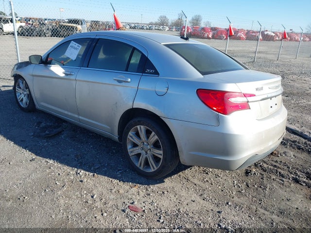 2011 CHRYSLER 200 1C3BC1FB4BN613800 Photo 2