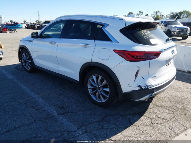 2021 INFINITI QX50 3PCAJ5BA0MF103673 Photo 2