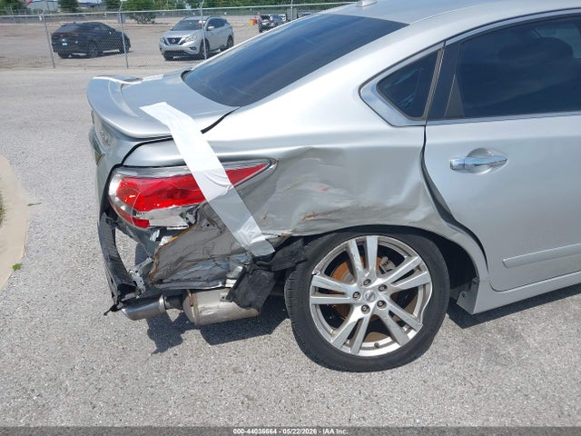 2015 Nissan Altima 3.5 Sl მანქანა იყიდება აუქციონზე, vin: 1N4BL3AP4FC195188, აუქციონის ნომერი: 44036664