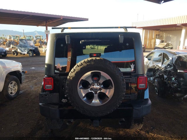 1C4BJWEG6GL141775 Jeep Wrangler Unlimited Sahara