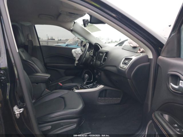 2018 JEEP COMPASS 3C4NJDBB1JT106003 Photo 4