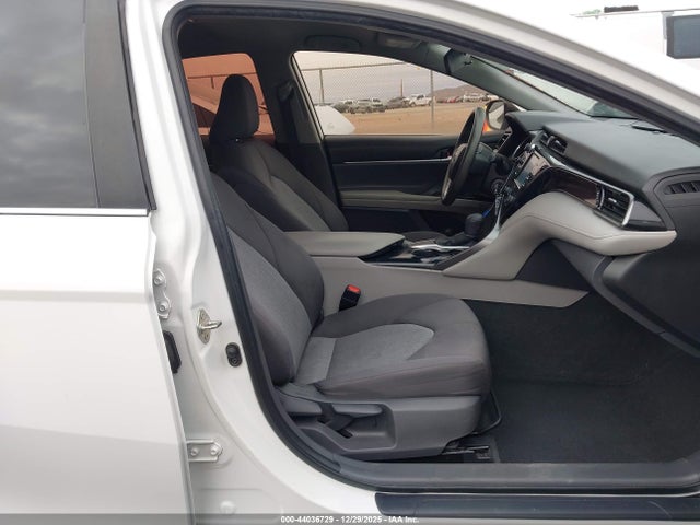 Toyota CAMRY LE 2020 4T1C11AK3LU984141 Image 5