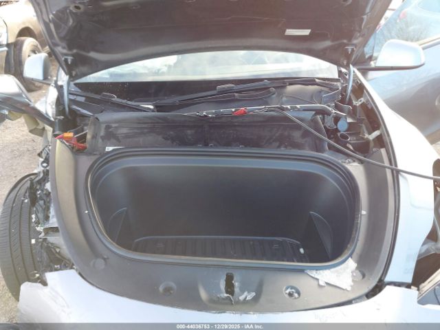 2024 TESLA MODEL Y 7SAYGDEF8RF113814 Photo 9