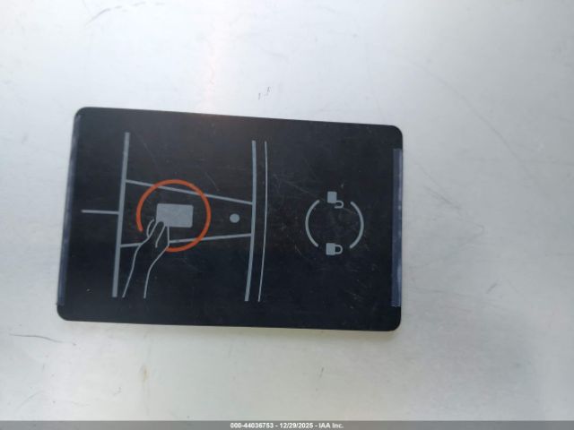 2024 TESLA MODEL Y 7SAYGDEF8RF113814 Photo 10