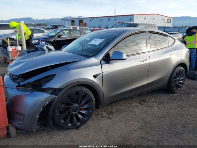 2024 TESLA MODEL Y 7SAYGDEF8RF113814 Photo 1