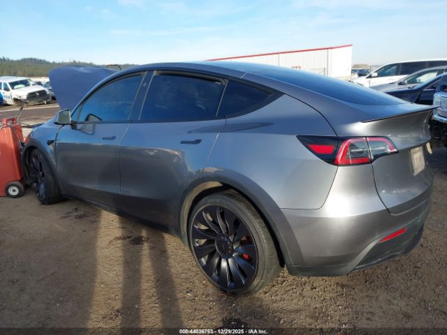 2024 TESLA MODEL Y 7SAYGDEF8RF113814 Photo 2