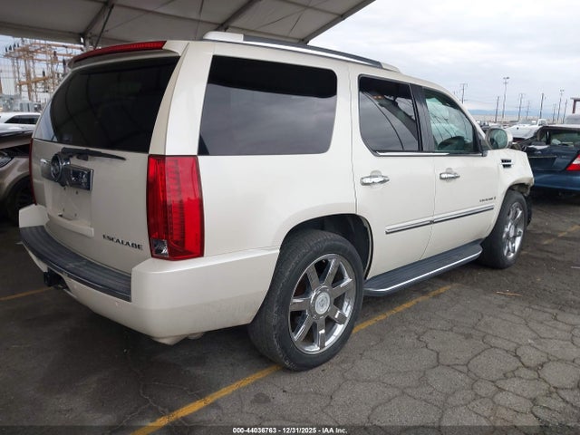Продаж на аукціоні авто 2007 Cadillac Escalade Standard, vin: 1GYEC63887R426262, номер лоту: 44036763
